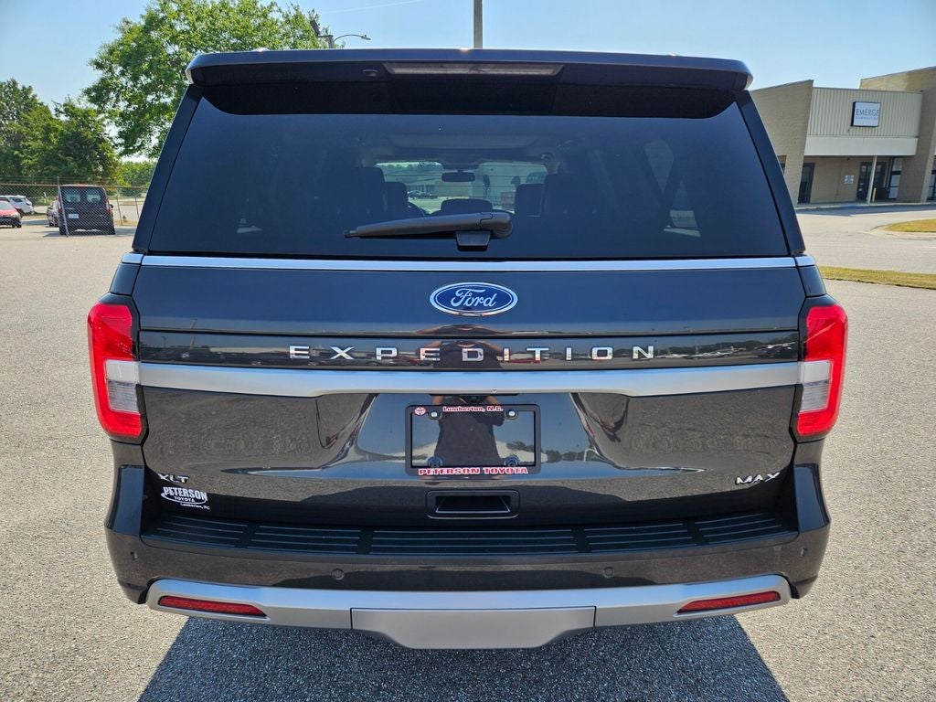2022 Ford Expedition Max XLT