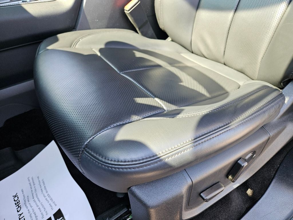 2022 Ford Expedition Max XLT