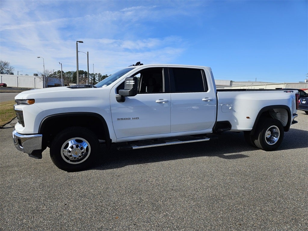 2025 Chevrolet Silverado 3500HD LT