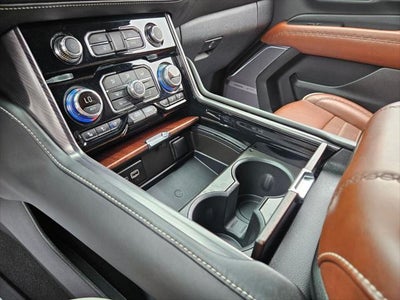 2024 GMC Yukon XL Denali Ultimate
