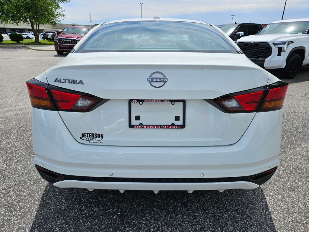 2025 Nissan Altima SV - Photo 6