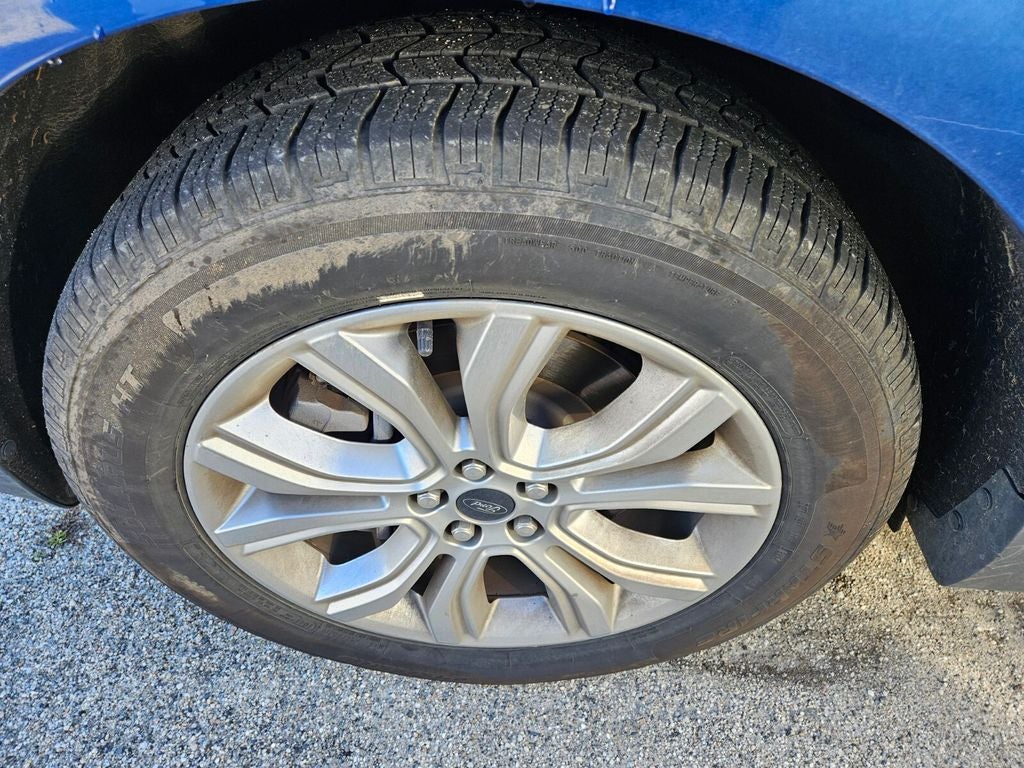 2023 Ford Edge Titanium