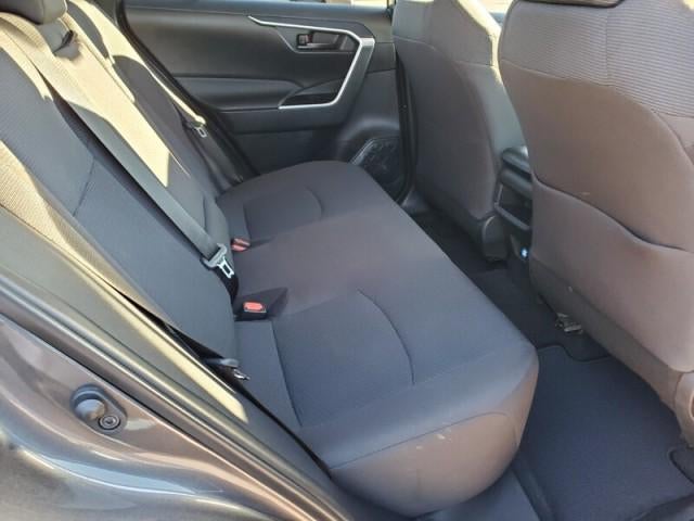 2020 Toyota RAV4 LE FWD