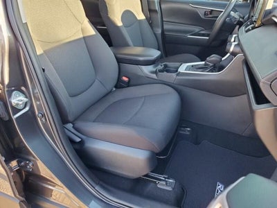 2020 Toyota RAV4 LE FWD