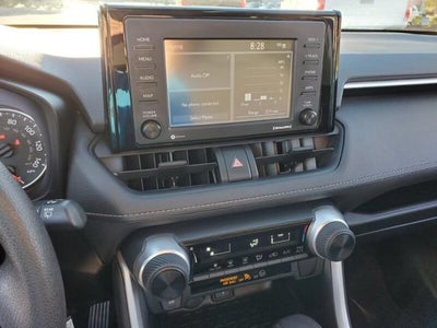 2020 Toyota RAV4 LE FWD