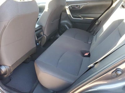 2020 Toyota RAV4 LE FWD