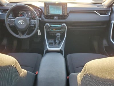 2020 Toyota RAV4 LE FWD