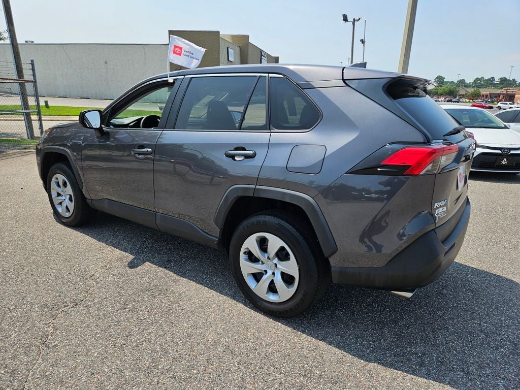 2022 Toyota RAV4 LE