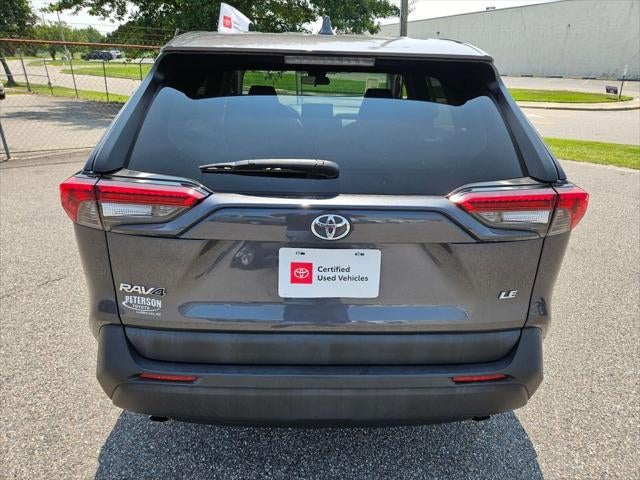 2022 Toyota RAV4 LE