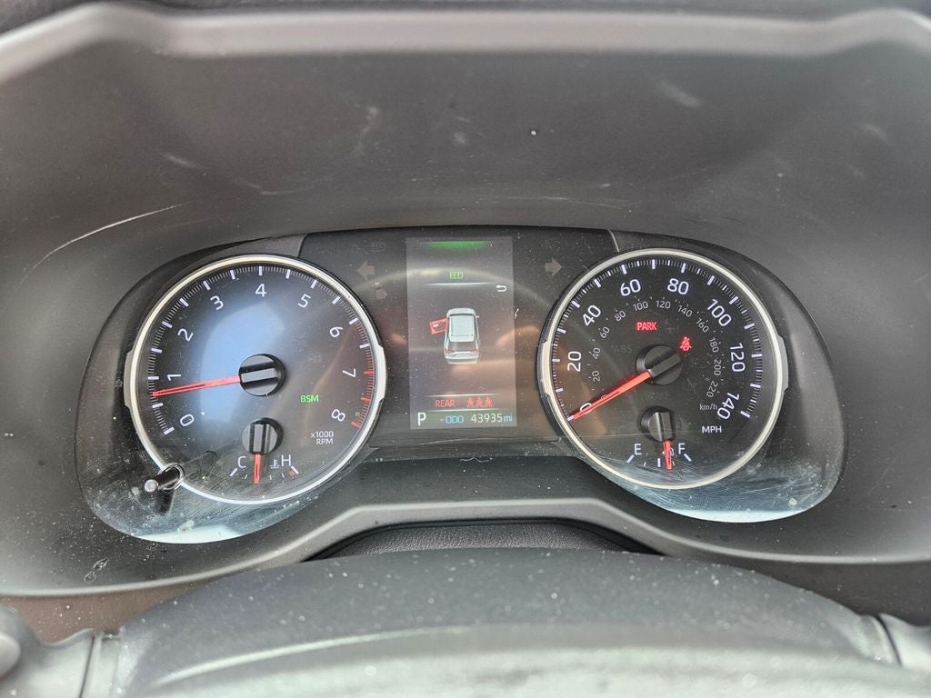 2022 Toyota RAV4 XLE