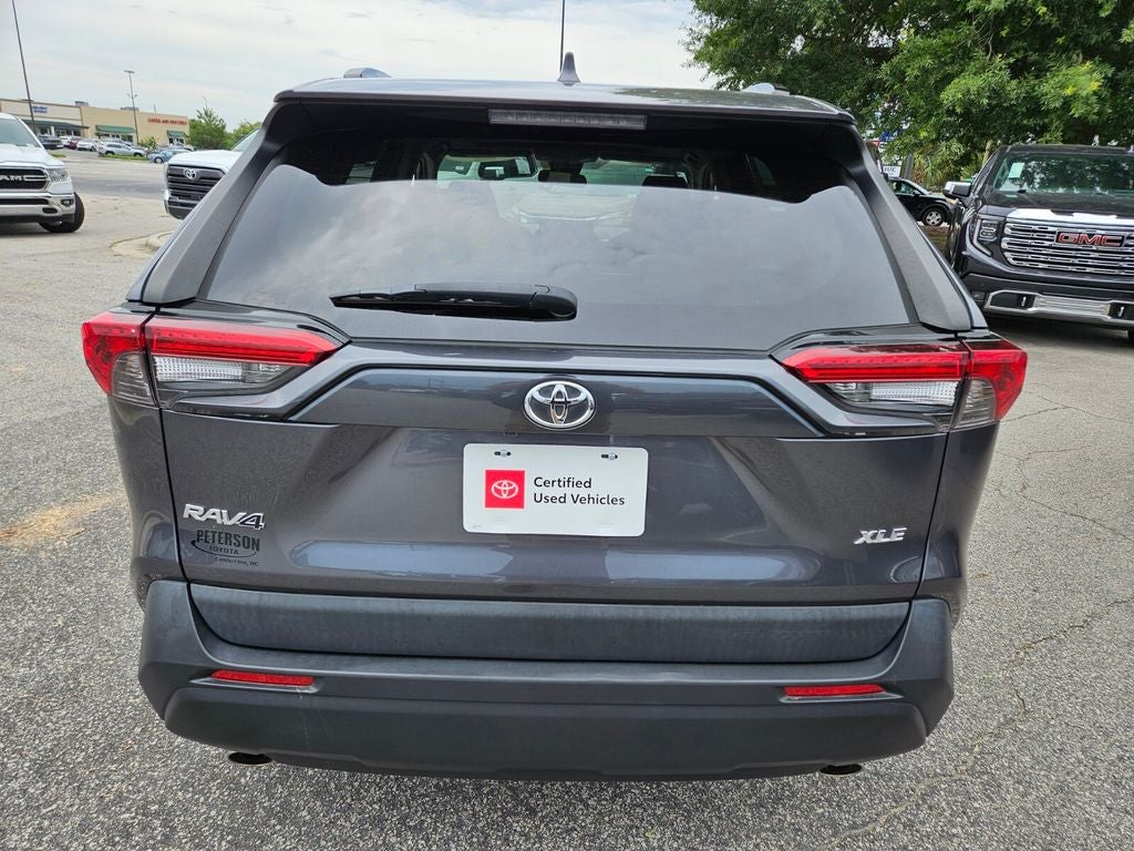 2022 Toyota RAV4 XLE