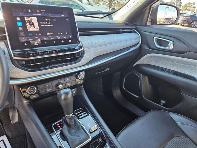 2023 Jeep Compass Latitude 4WD