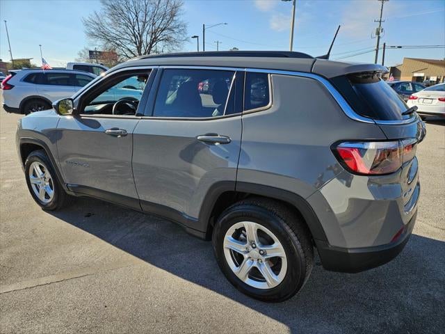 2023 Jeep Compass Latitude 4WD