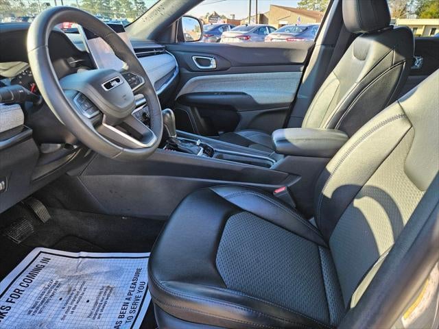 2023 Jeep Compass Latitude 4WD