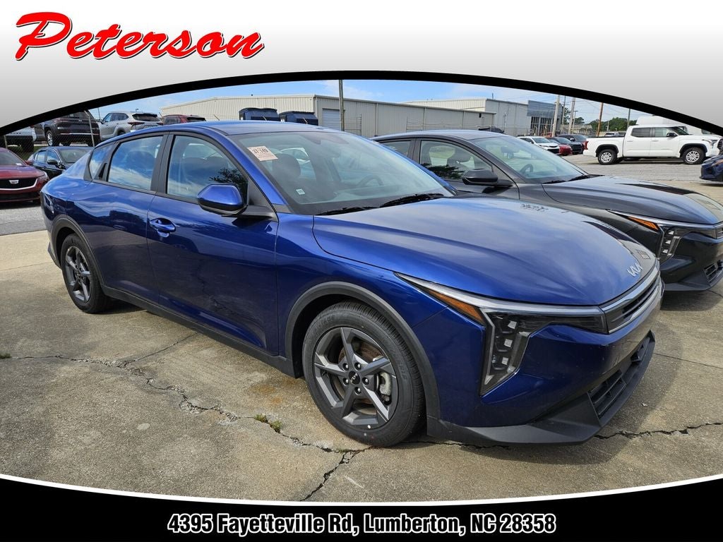 2025 Kia K4 LXS
