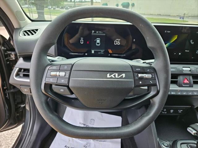 2025 Kia K4 LXS - Photo 56