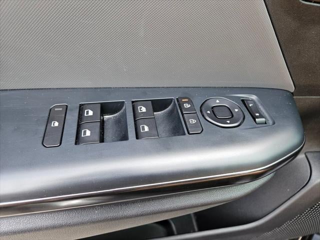 2025 Kia K4 LXS - Photo 62
