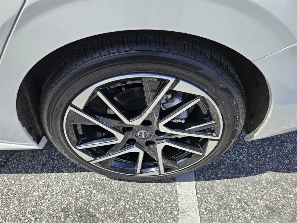 2025 Nissan Sentra SR premium