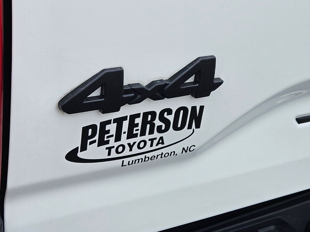 2022 Toyota Tacoma SR V6