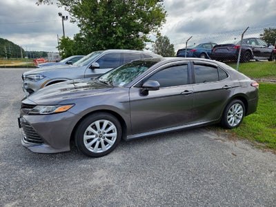 2020 Toyota Camry LE FWD