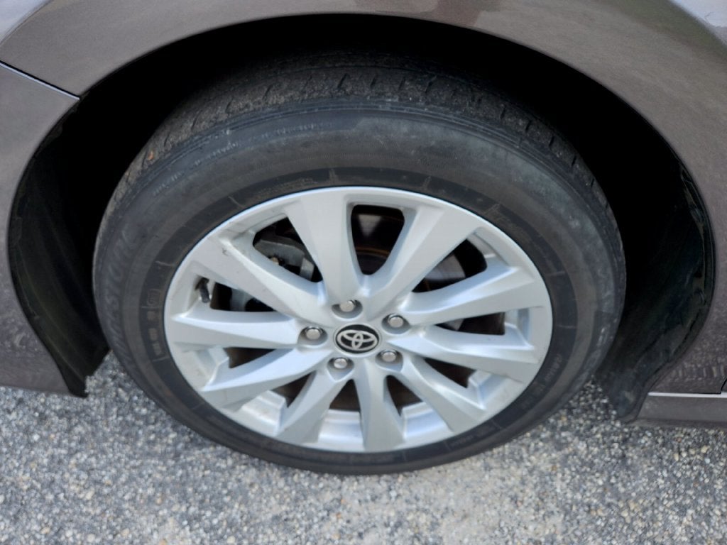 2020 Toyota Camry LE FWD