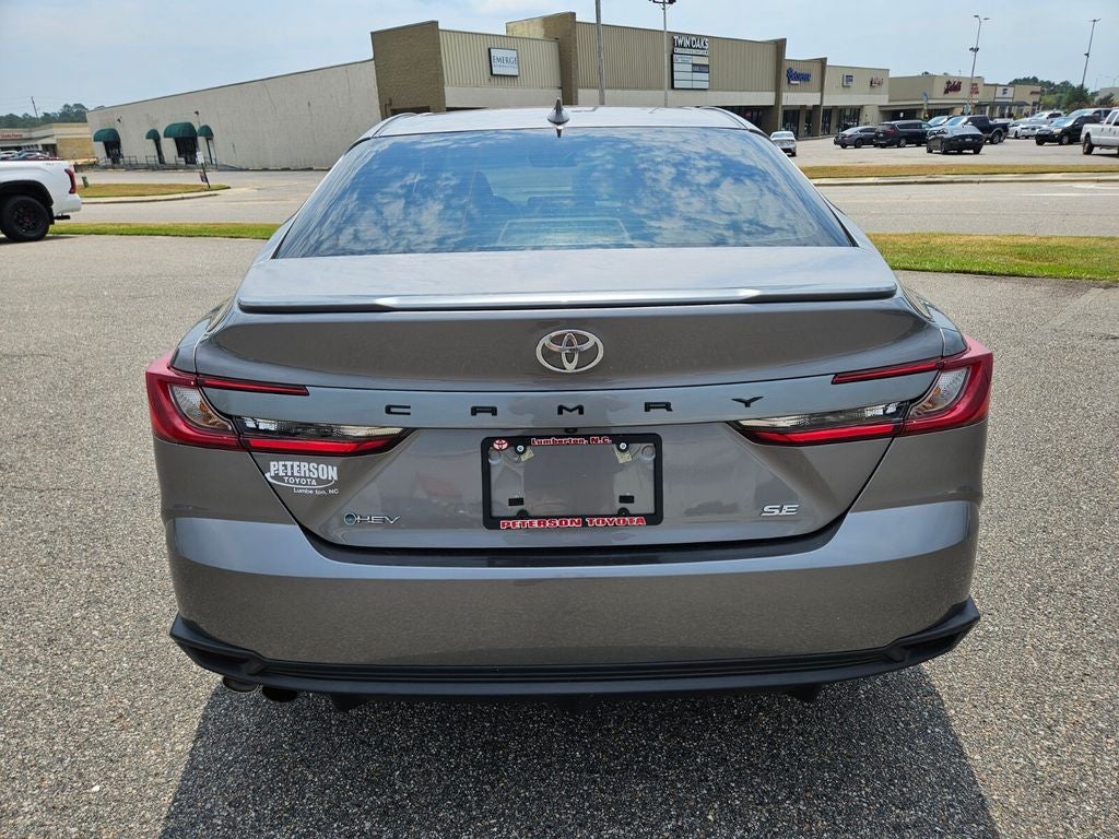 2025 Toyota Camry SE