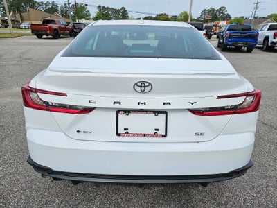 2025 Toyota Camry SE