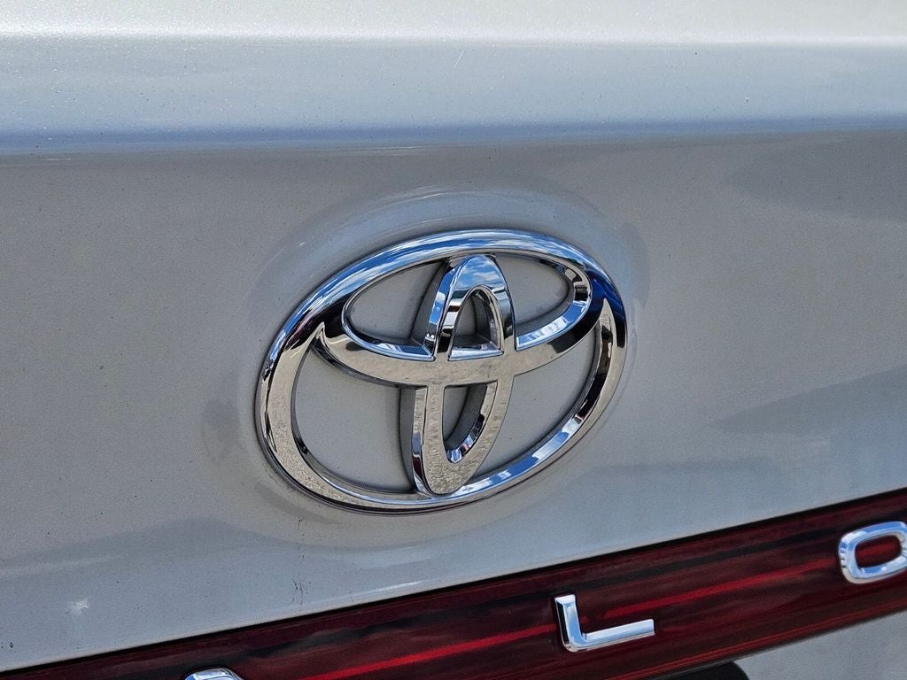 2022 Toyota Avalon XLE