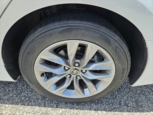 2022 Toyota Avalon XLE