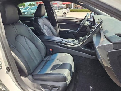 2022 Toyota Avalon XLE