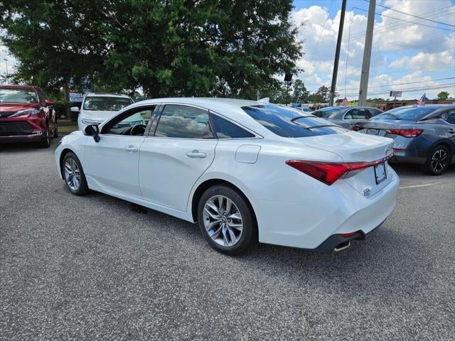 2022 Toyota Avalon XLE