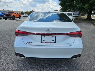 2022 Toyota Avalon XLE