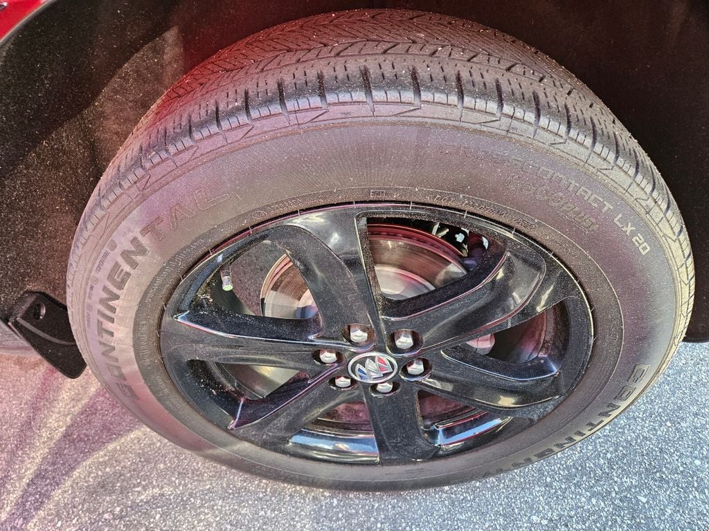 2023 Buick Enclave Essence