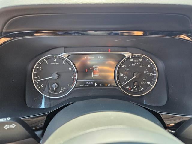 2025 Nissan Pathfinder SV