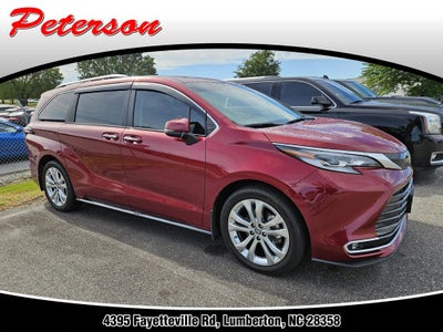 2023 Toyota Sienna Platinum 7 Passenger