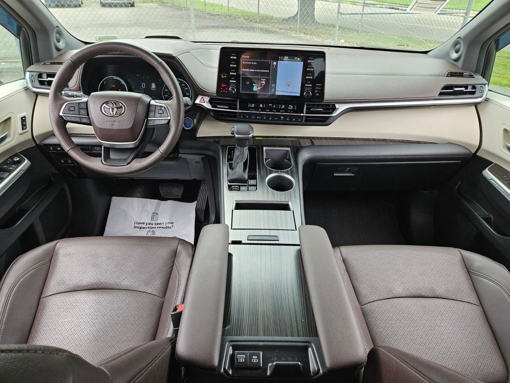 2023 Toyota Sienna Platinum 7 Passenger