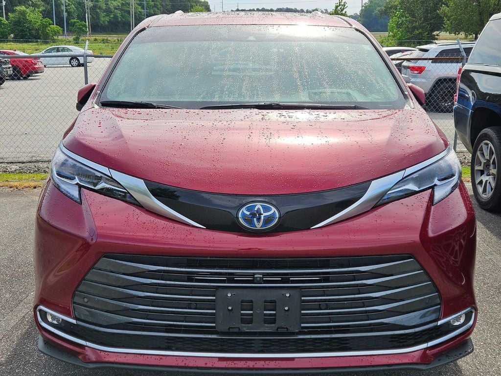 2023 Toyota Sienna Platinum 7 Passenger