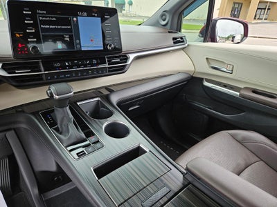 2023 Toyota Sienna Platinum 7 Passenger