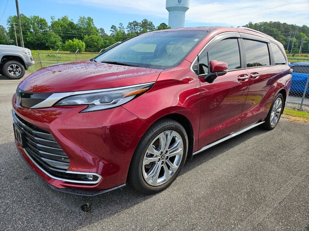 2023 Toyota Sienna Platinum 7 Passenger