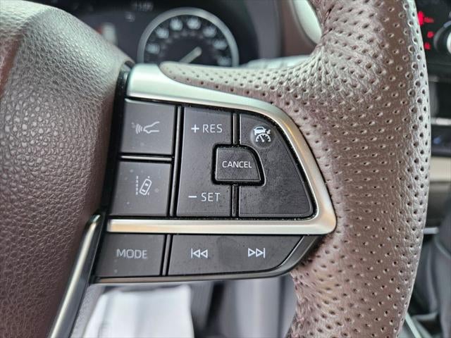 2023 Toyota Sienna Platinum 7 Passenger