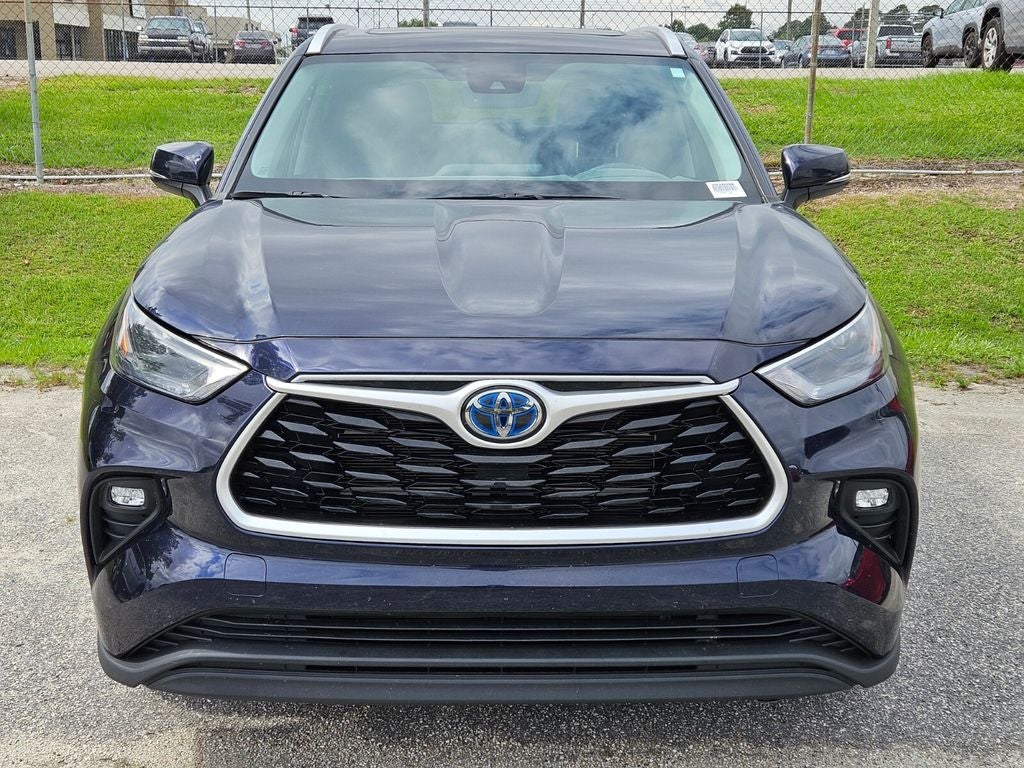 2022 Toyota Highlander Hybrid XLE
