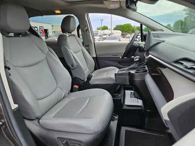 2024 Toyota Sienna XLE 8 Passenger