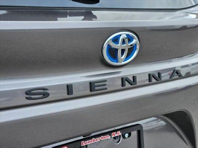 2024 Toyota Sienna XLE 8 Passenger