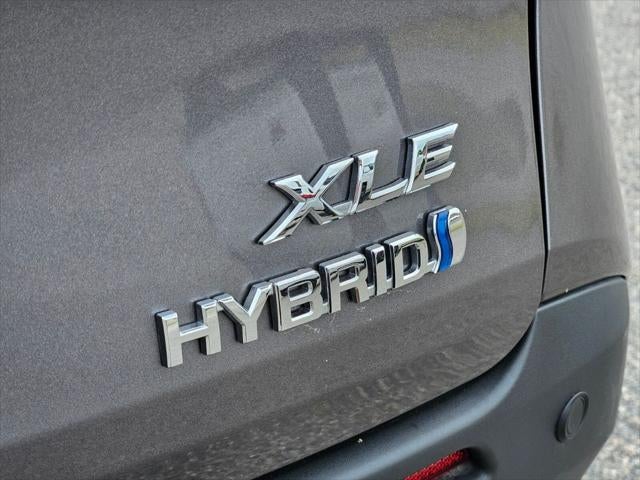 2024 Toyota Sienna XLE 8 Passenger