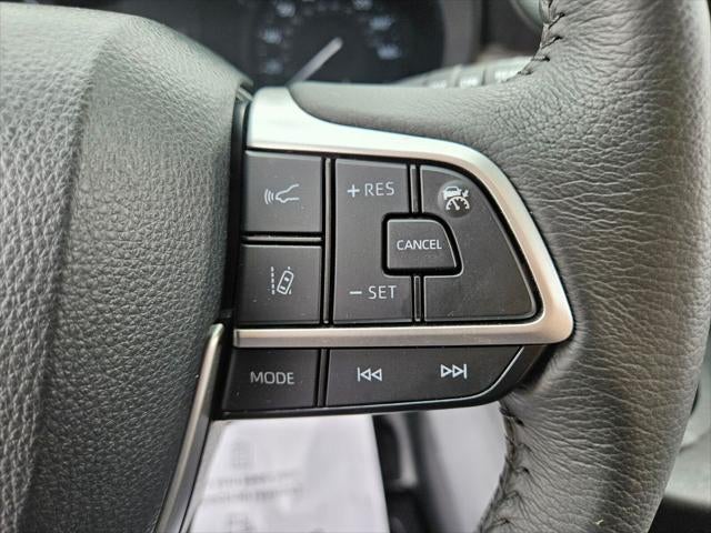 2024 Toyota Sienna XLE 8 Passenger