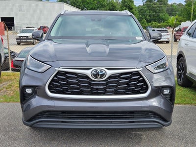 2025 Toyota Highlander Hybrid XLE