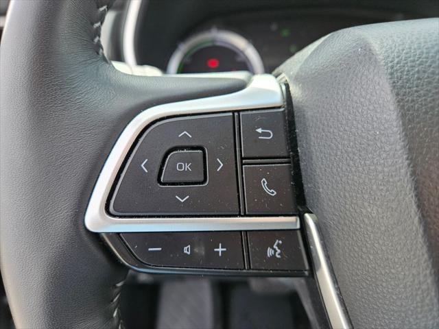 2025 Toyota Highlander Hybrid XLE