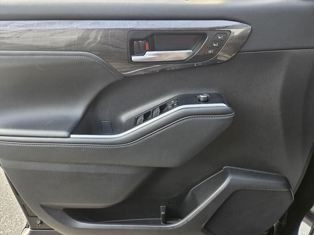 2024 Toyota Highlander Limited