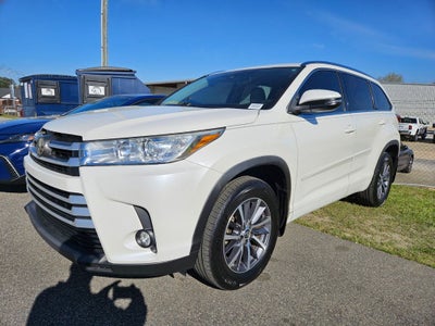 2018 Toyota Highlander Base