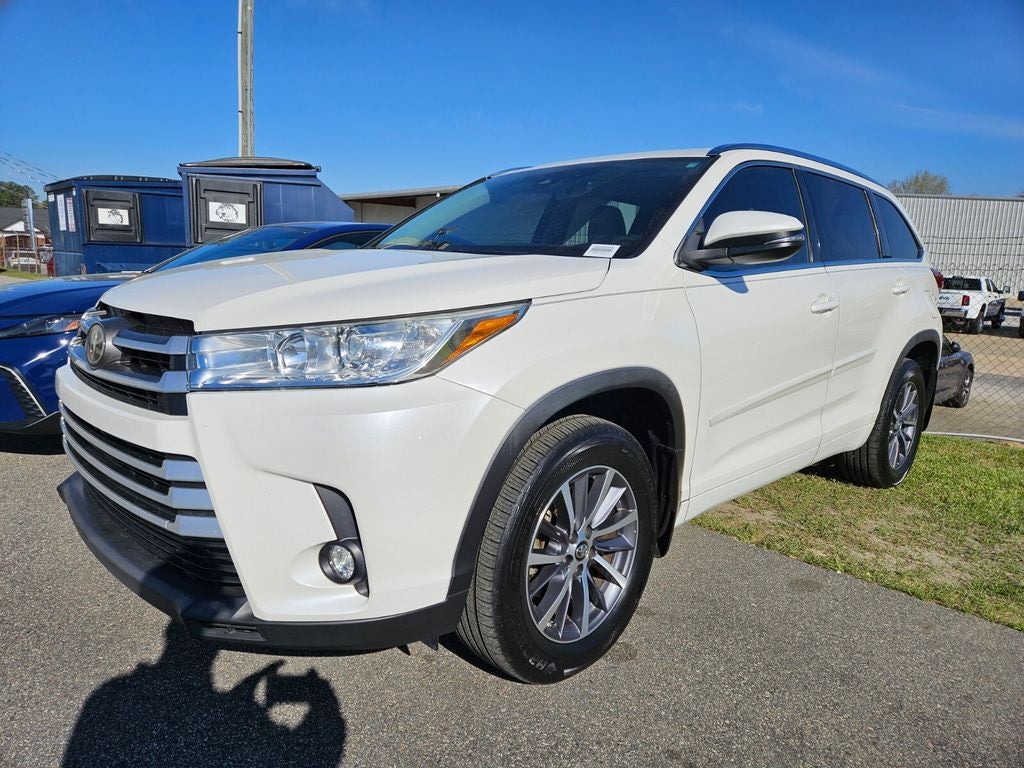 2018 Toyota Highlander Base